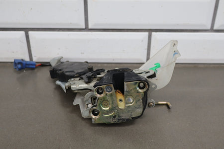 1991-1997 Toyota Land Cruiser Lexus LX450 Right Rear Door Latch 6933060060