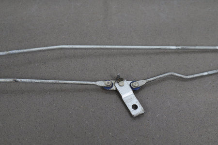 1991-1997 Toyota Land Cruiser Lexus LX450 Right Rear Door Latch 6933060060