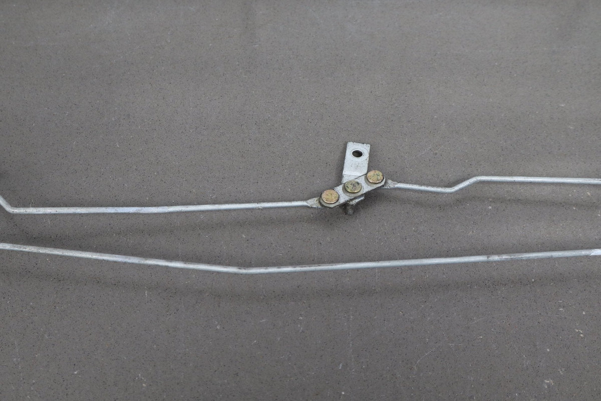 1991-1997 Toyota Land Cruiser Lexus LX450 Right Rear Door Latch 6933060060