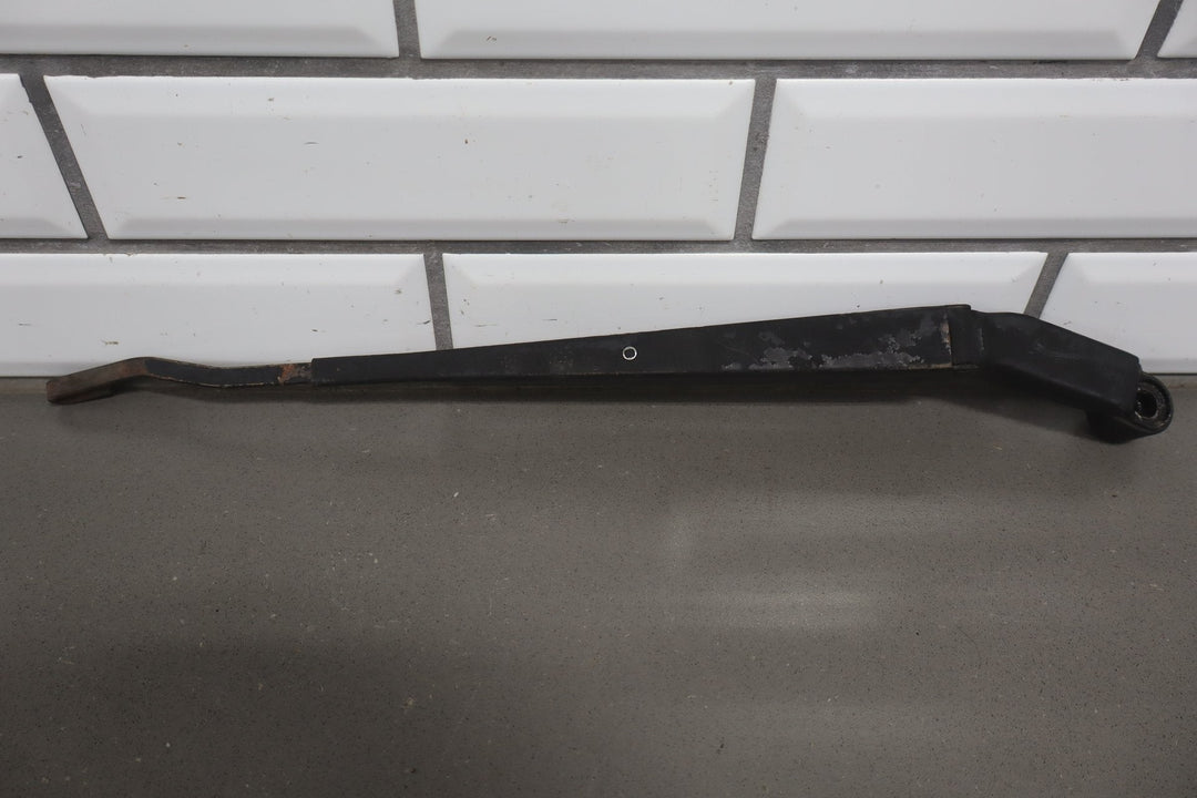 1991 - 1997 Toyota Land Cruiser Lexus LX450 Wiper Arm Pair
