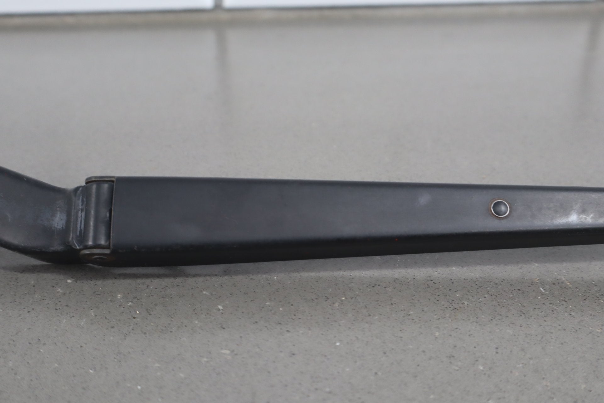 1991-1997 Toyota Land Cruiser Lexus LX450 Wiper Arm Pair