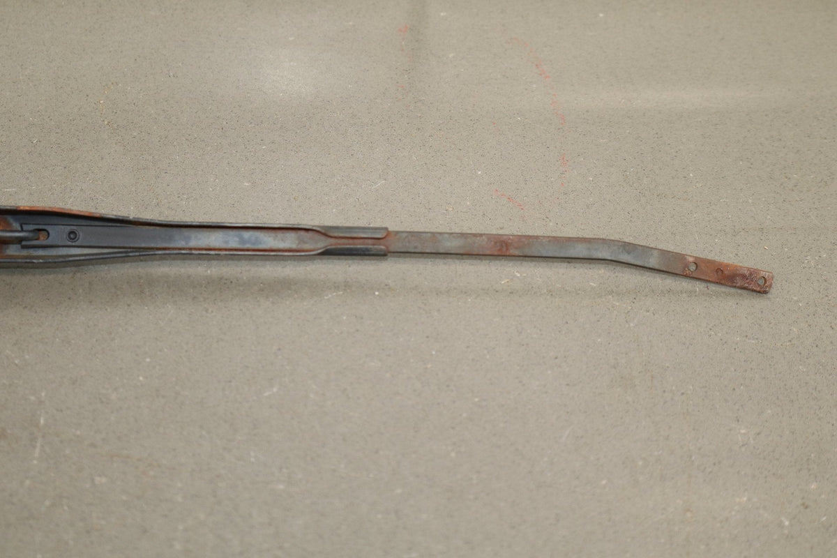 1991-1997 Toyota Land Cruiser Lexus LX450 Wiper Arm Pair
