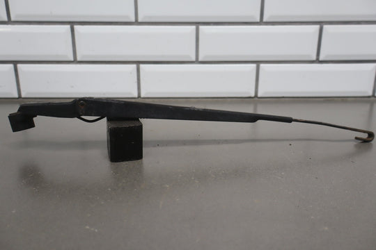 1991 - 1997 Toyota Land Cruiser Lexus LX450 Wiper Arm Pair