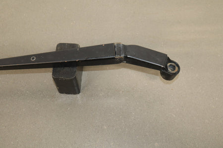 1991-1997 Toyota Land Cruiser Lexus LX450 Wiper Arm Pair