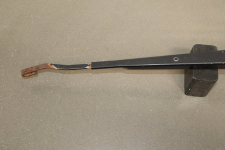 1991-1997 Toyota Land Cruiser Lexus LX450 Wiper Arm Pair