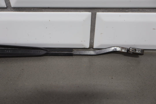 1991 - 1997 Toyota Land Cruiser Lexus LX450 Wiper Arm Pair