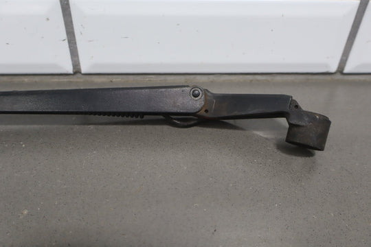 1991 - 1997 Toyota Land Cruiser Lexus LX450 Wiper Arm Pair