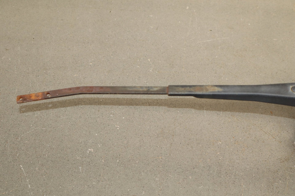 1991-1997 Toyota Land Cruiser Lexus LX450 Wiper Arm Pair