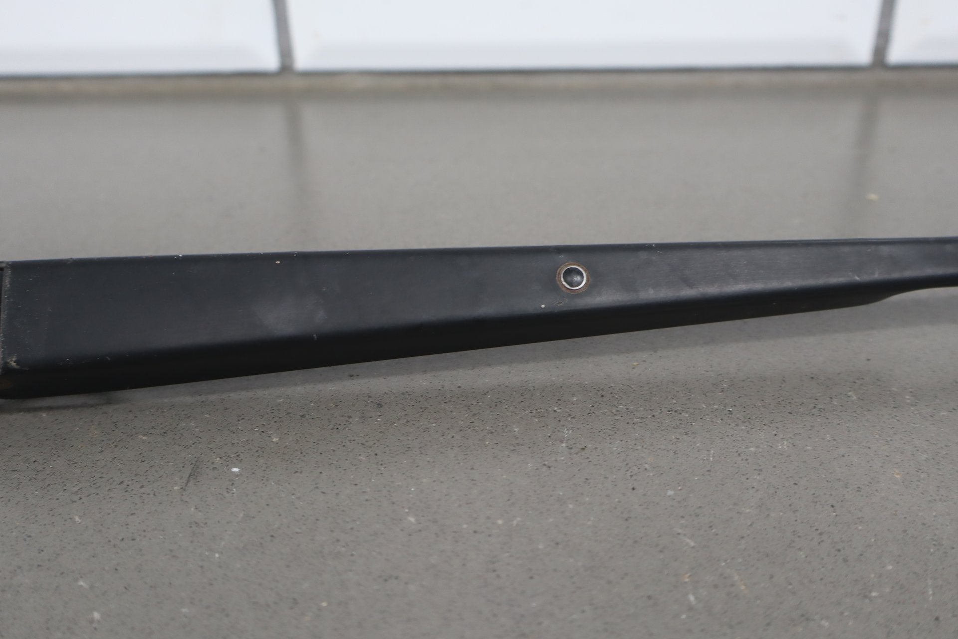 1991-1997 Toyota Land Cruiser Lexus LX450 Wiper Arm Pair