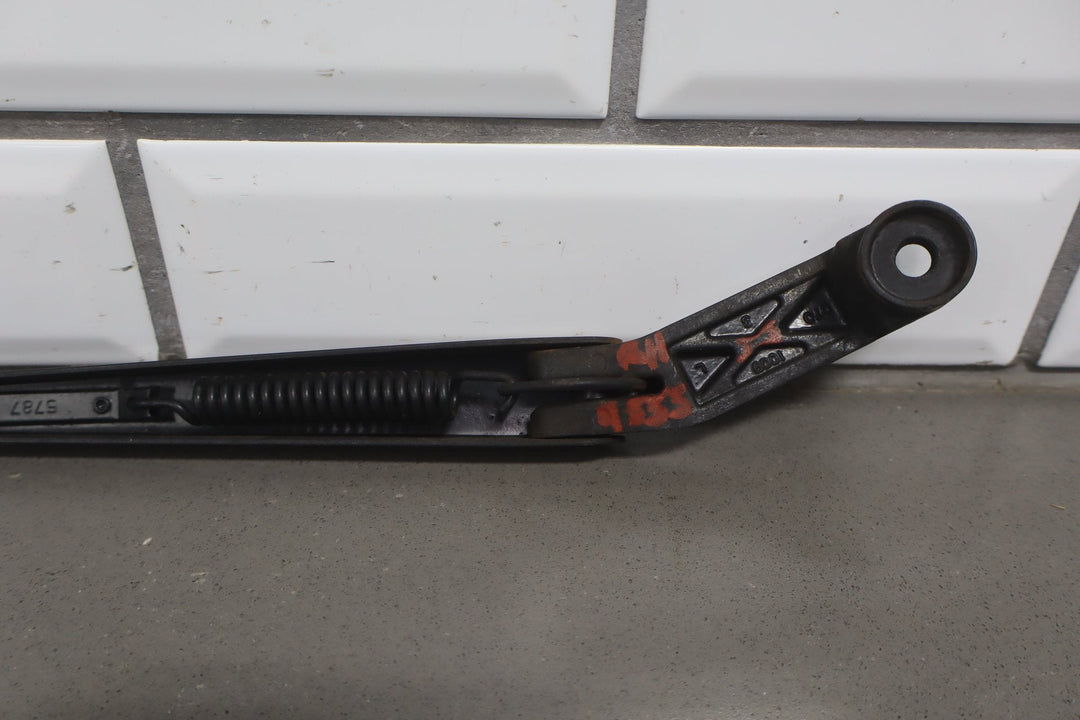 1991 - 1997 Toyota Land Cruiser Lexus LX450 Wiper Arm Pair