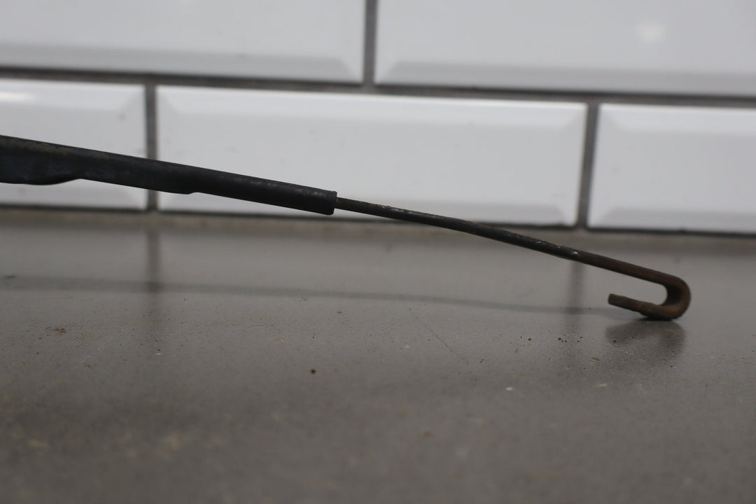 1991 - 1997 Toyota Land Cruiser Lexus LX450 Wiper Arm Pair