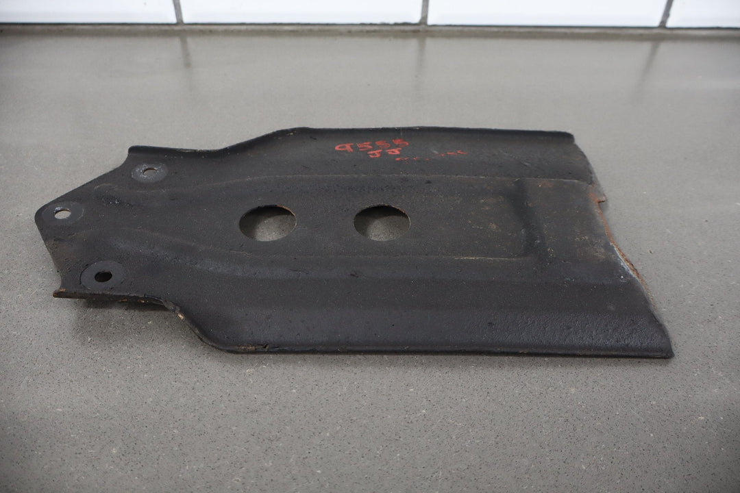 1991 - 1997 Toyota Land Cruiser, LX450 Transfer Case Skid Plate