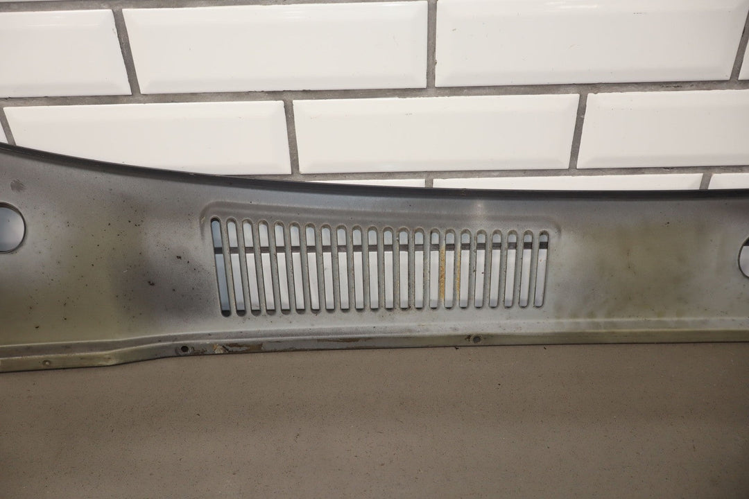 1991 - 1997 Toyota Land Cruiser Metal Front Center Cowl Vent Panel