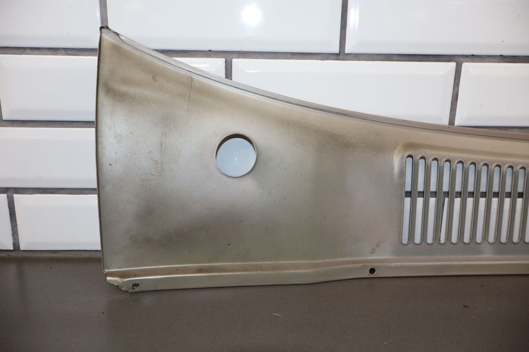 1991 - 1997 Toyota Land Cruiser Metal Front Center Cowl Vent Panel