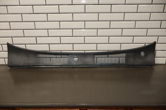 1991 - 1997 Toyota Land Cruiser Metal Front Center Cowl Vent Panel