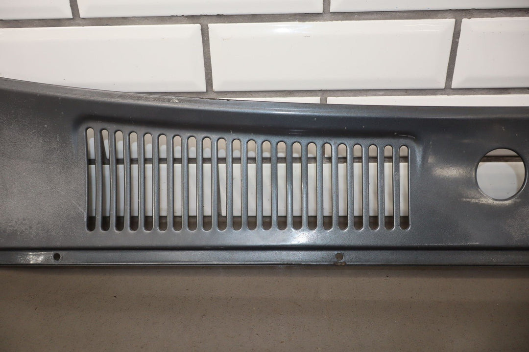 1991 - 1997 Toyota Land Cruiser Metal Front Center Cowl Vent Panel
