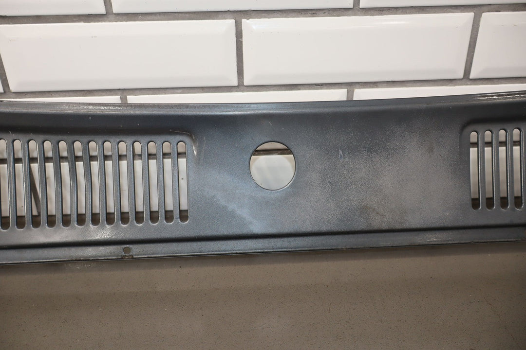 1991 - 1997 Toyota Land Cruiser Metal Front Center Cowl Vent Panel