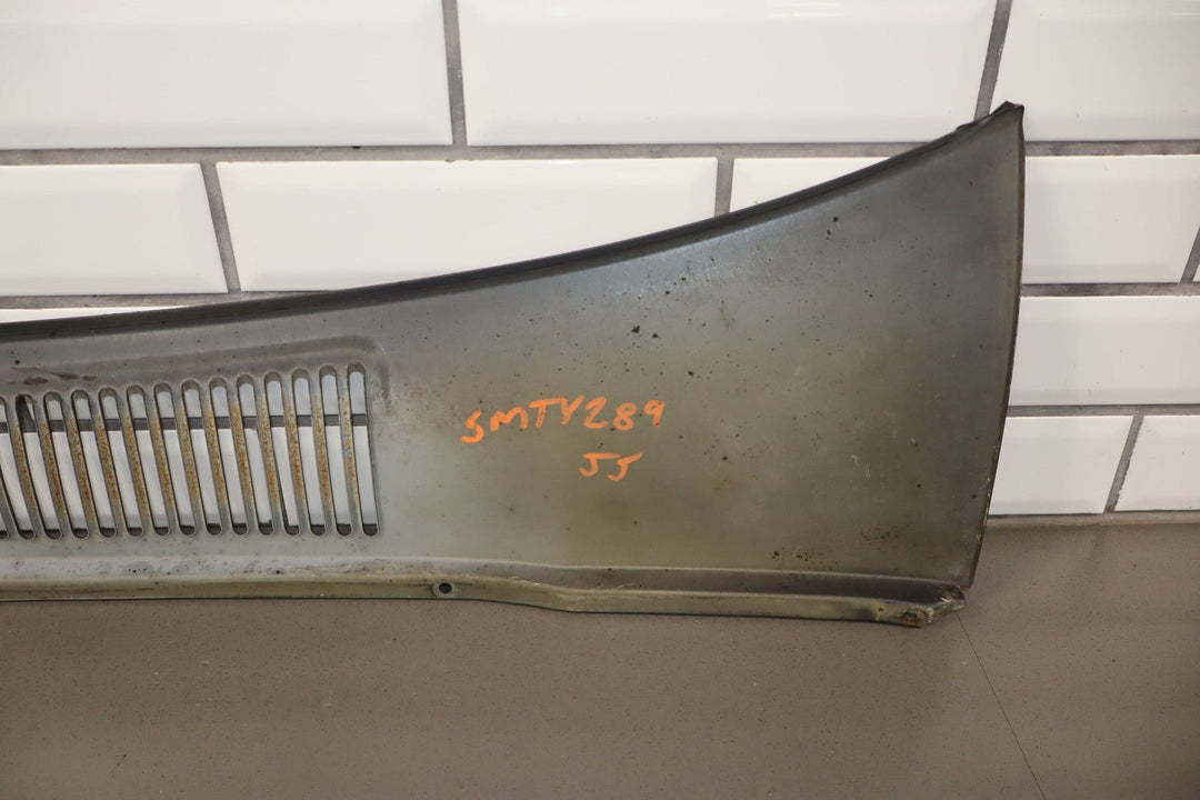 1991 - 1997 Toyota Land Cruiser Metal Front Center Cowl Vent Panel