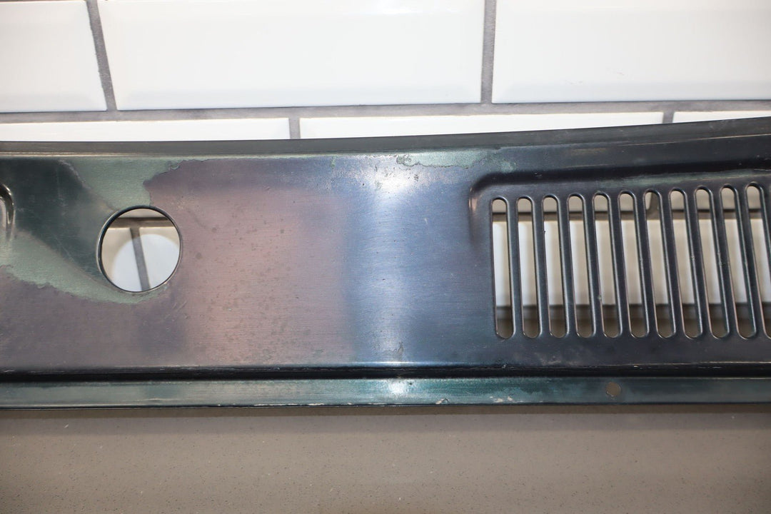 1991 - 1997 Toyota Land Cruiser Metal Front Center Cowl Vent Panel Repainted