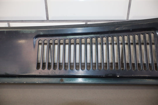 1991 - 1997 Toyota Land Cruiser Metal Front Center Cowl Vent Panel Repainted