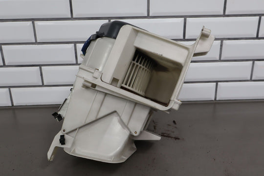 1991 - 1997 Toyota Land Cruiser OEM 2 - Pc Heater Housing & Core
