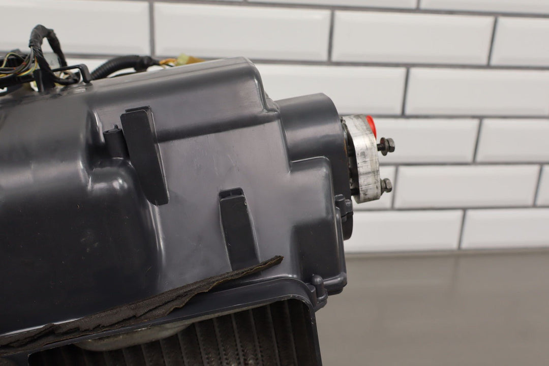 1991 - 1997 Toyota Land Cruiser OEM 2 - Pc Heater Housing & Core