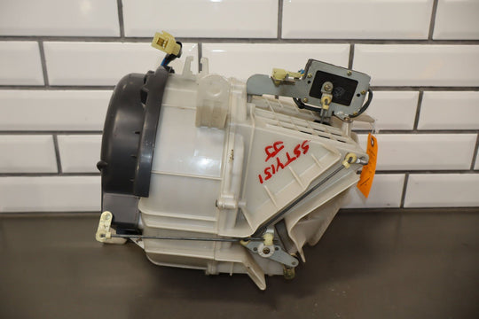 1991 - 1997 Toyota Land Cruiser OEM 2 - Pc Heater Housing & Core