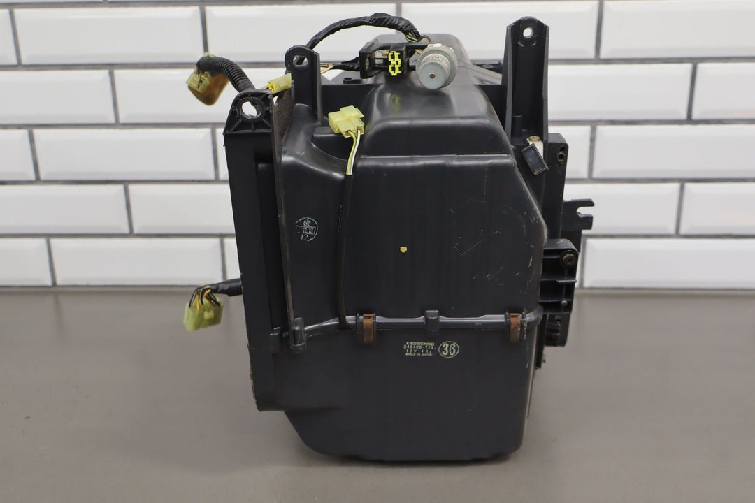 1991 - 1997 Toyota Land Cruiser OEM 2 - Pc Heater Housing & Core