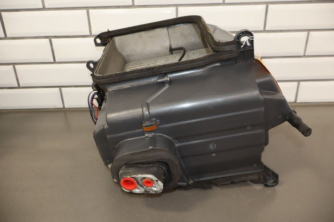1991 - 1997 Toyota Land Cruiser OEM 2 - Pc Heater Housing & Core
