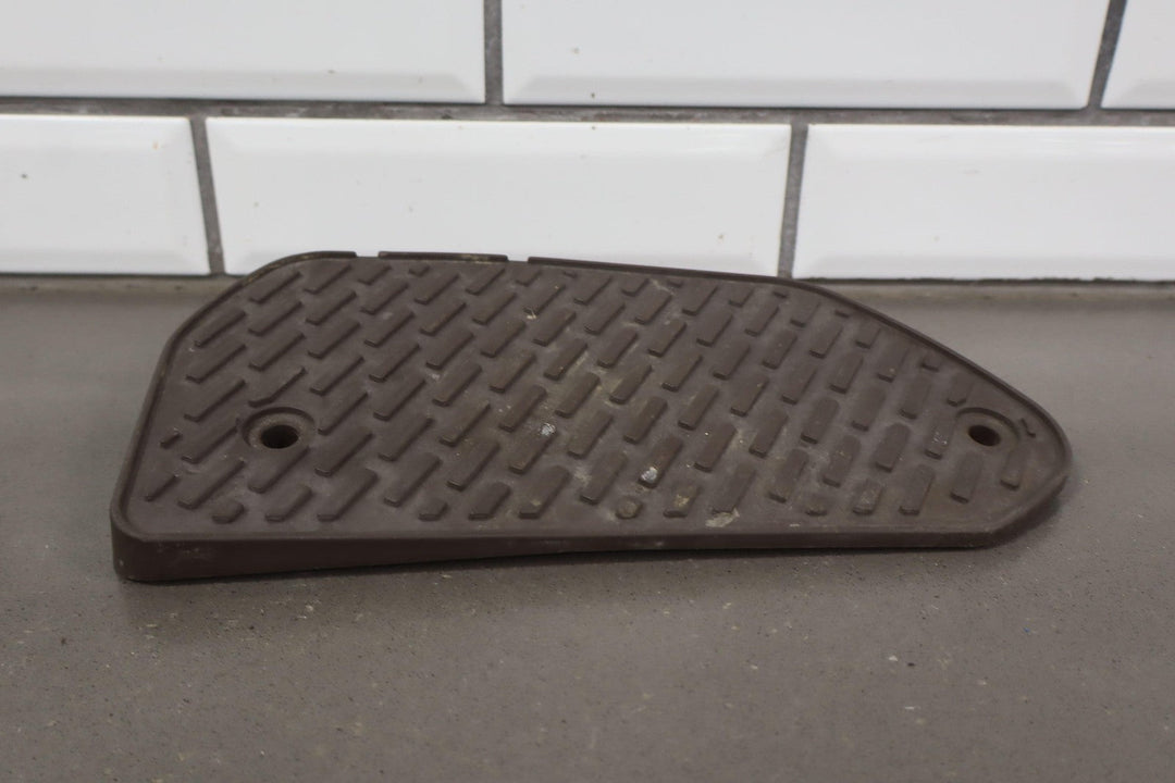 1991 - 1997 Toyota Land Cruiser Pair of Rear Step Pads