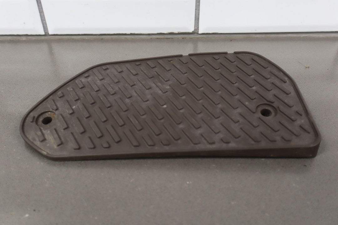 1991 - 1997 Toyota Land Cruiser Pair of Rear Step Pads