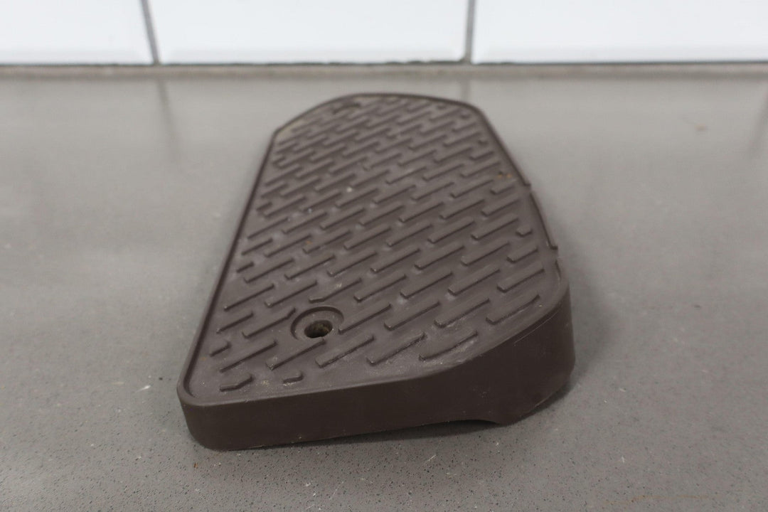 1991 - 1997 Toyota Land Cruiser Pair of Rear Step Pads