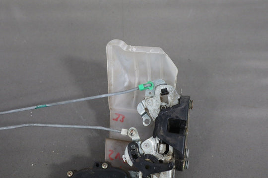 1991 - 1997 Toyota Land Cruiser Right Rear Door Latch W/Rods