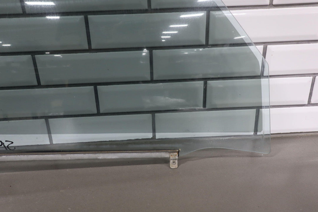 1991 - 1997 Toyota Land Cruiser Right RH Passenger Front Door Window Glass Only