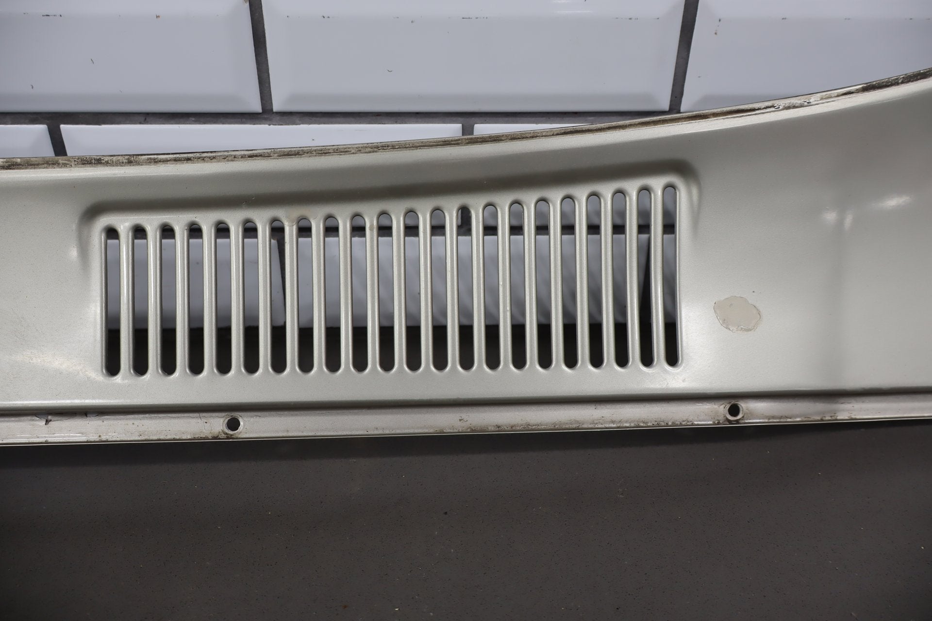 1991-1997 Toyota Land Cruiser Toyota Land Cruiser Cowl Vent Panel Desert Dune Pearl