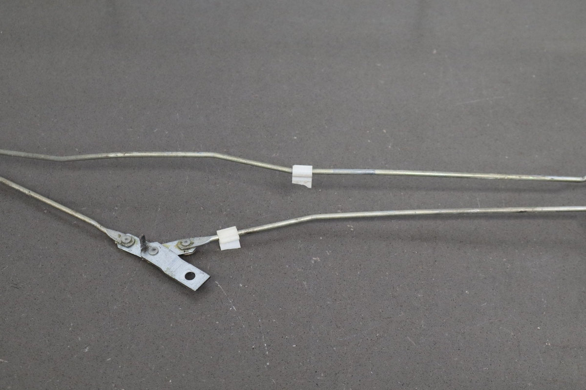 1991-1997 Toyota Land Cruiser Toyota Land Cruiser Left Front Door Latch 6904060041
