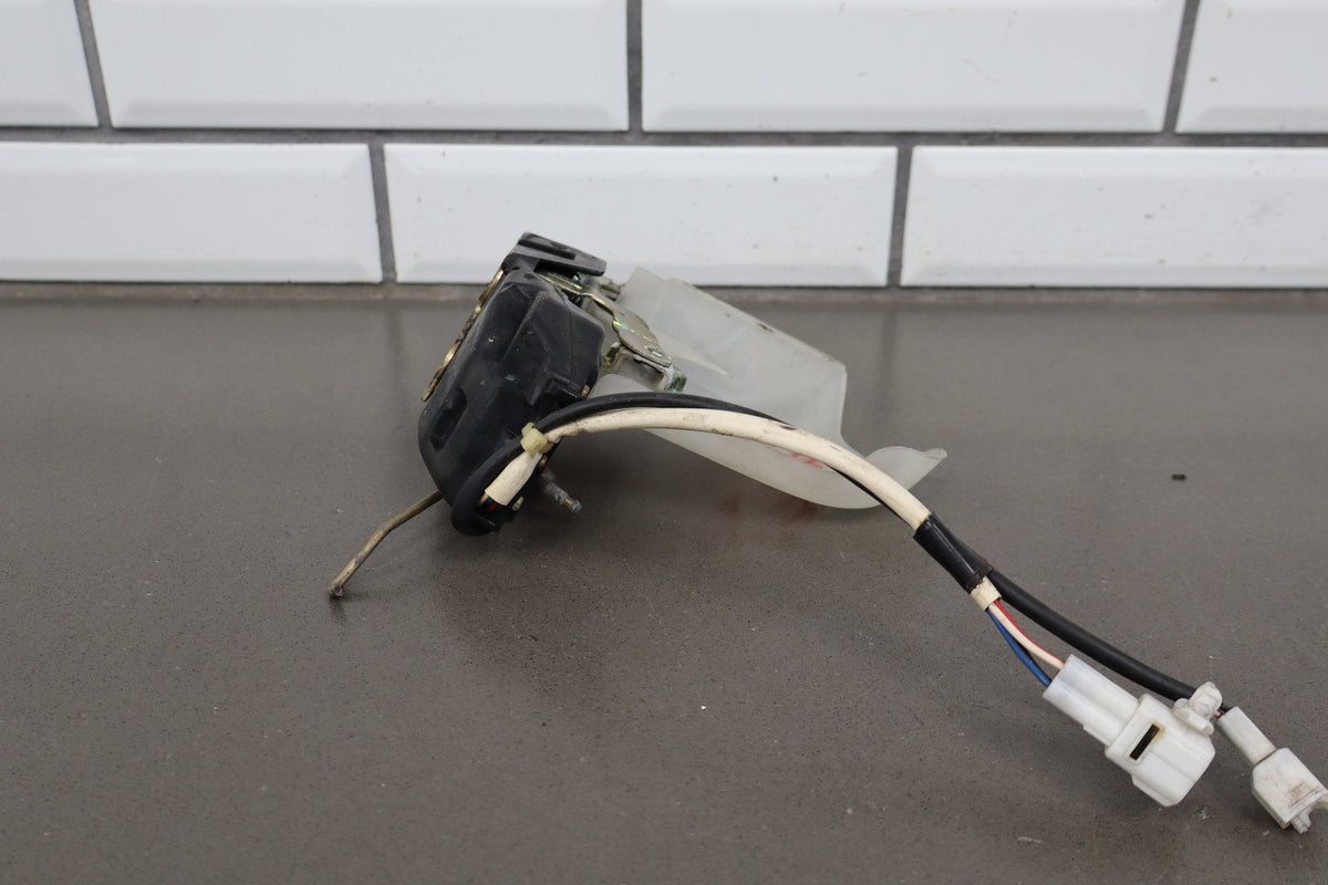 1991-1997 Toyota Land Cruiser Toyota Land Cruiser Left Front Door Latch 6904060041