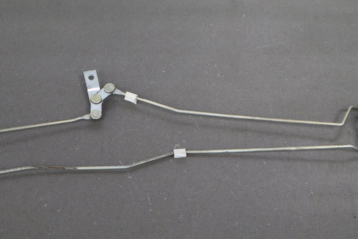 1991-1997 Toyota Land Cruiser Toyota Land Cruiser Left Front Door Latch 6904060041