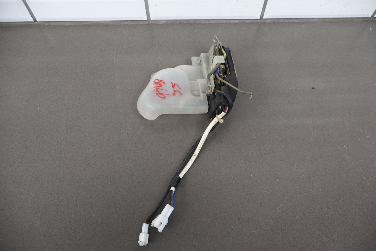 1991-1997 Toyota Land Cruiser Toyota Land Cruiser Left Front Door Latch 6904060041
