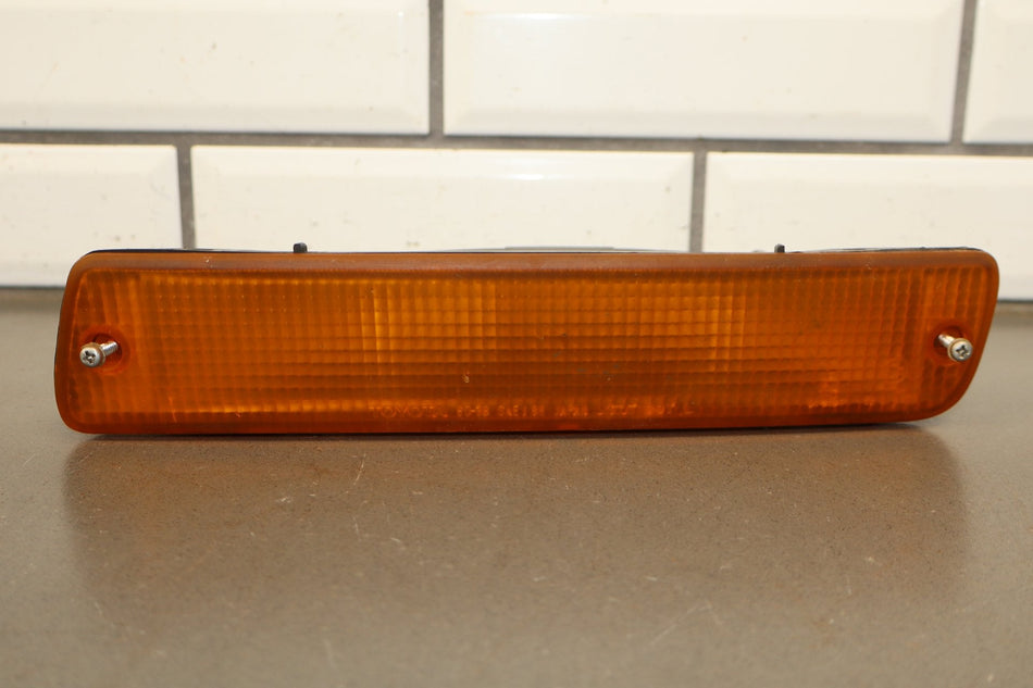 1991-1997 Toyota Land Cruiser Toyota Land Cruiser Left Front Lamp Valance Mounted 8151060361