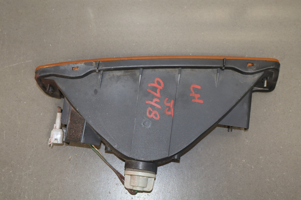 1991-1997 Toyota Land Cruiser Toyota Land Cruiser Left Front Lamp Valance Mounted 8151060361