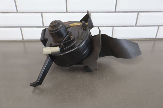 1991 - 1997 Toyota Land Cruiser (W A/C) Underhood Blower Motor