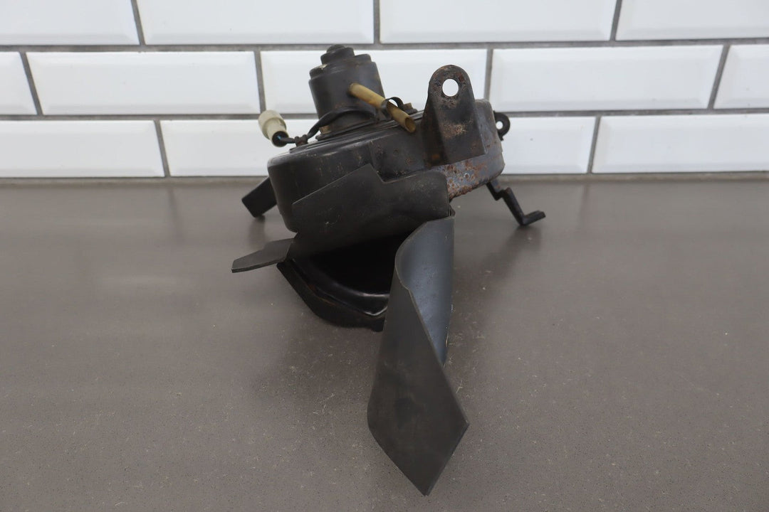 1991 - 1997 Toyota Land Cruiser (W A/C) Underhood Blower Motor