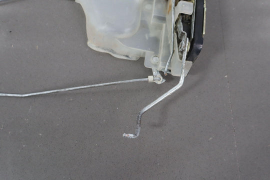 1991 - 1997 Toyota LandCruiser 96 - 97 LX450 Front Right Door Latch W/ Rods