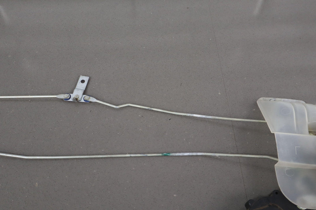 1991 - 1997 Toyota LandCruiser Left REAR Door Latch W/Rods