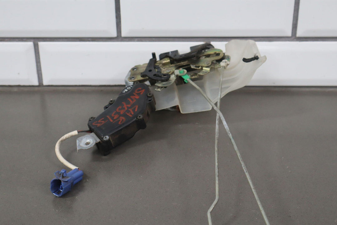 1991 - 1997 Toyota LandCruiser Left REAR Door Latch W/Rods