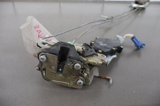 1991 - 1997 Toyota LandCruiser Left Rear Door Latch W/Rods