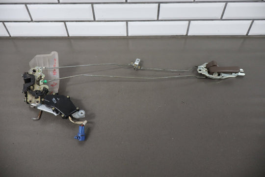 1991 - 1997 Toyota LandCruiser Left Rear Door Latch W/Rods