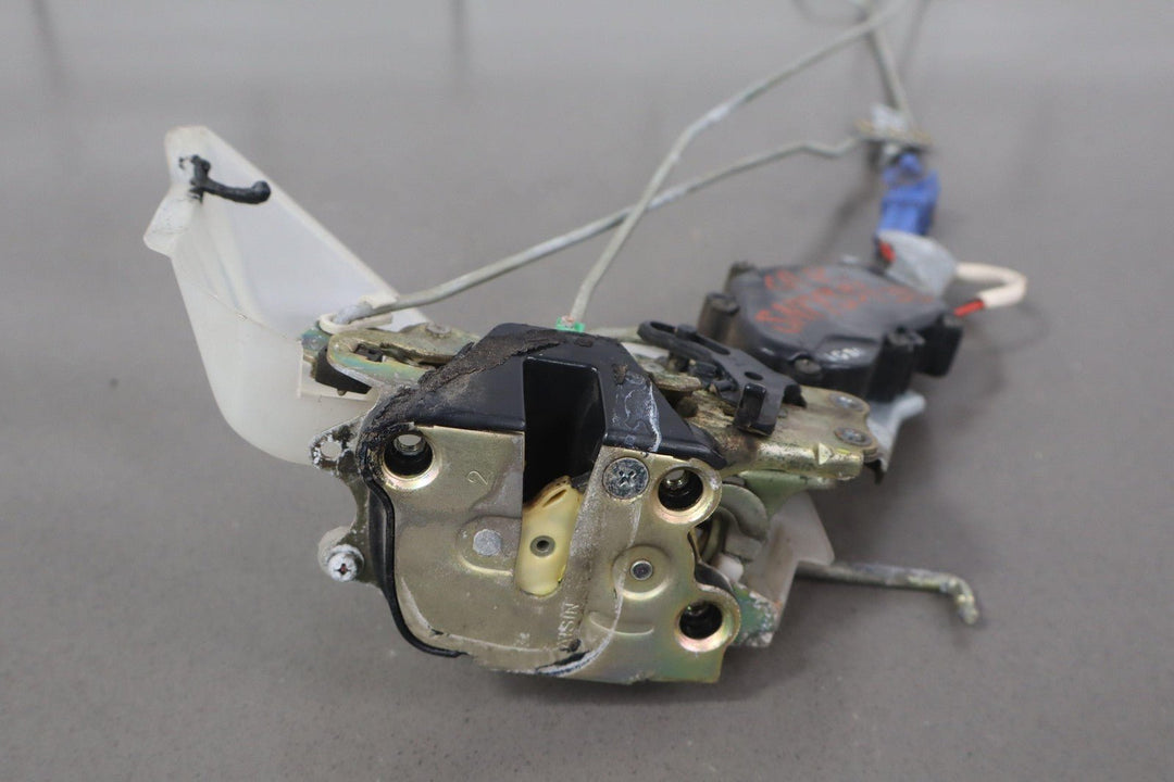 1991 - 1997 Toyota LandCruiser Left REAR Door Latch W/Rods