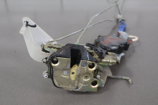 1991 - 1997 Toyota LandCruiser Left REAR Door Latch W/Rods